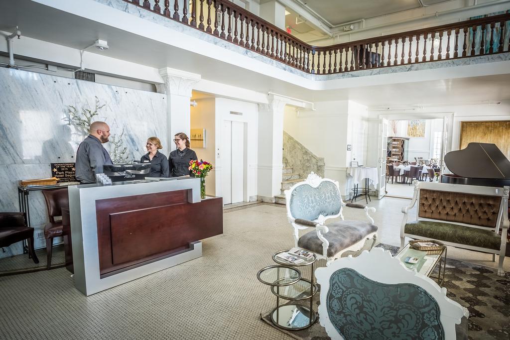 Park Plaza Hotel 세강 외부 사진